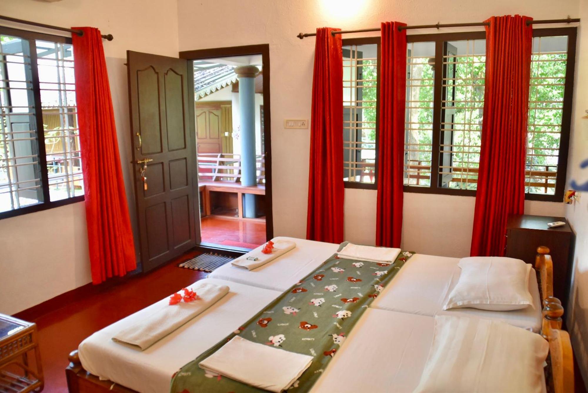 Marari Beach Villas Mararikulam Exterior photo