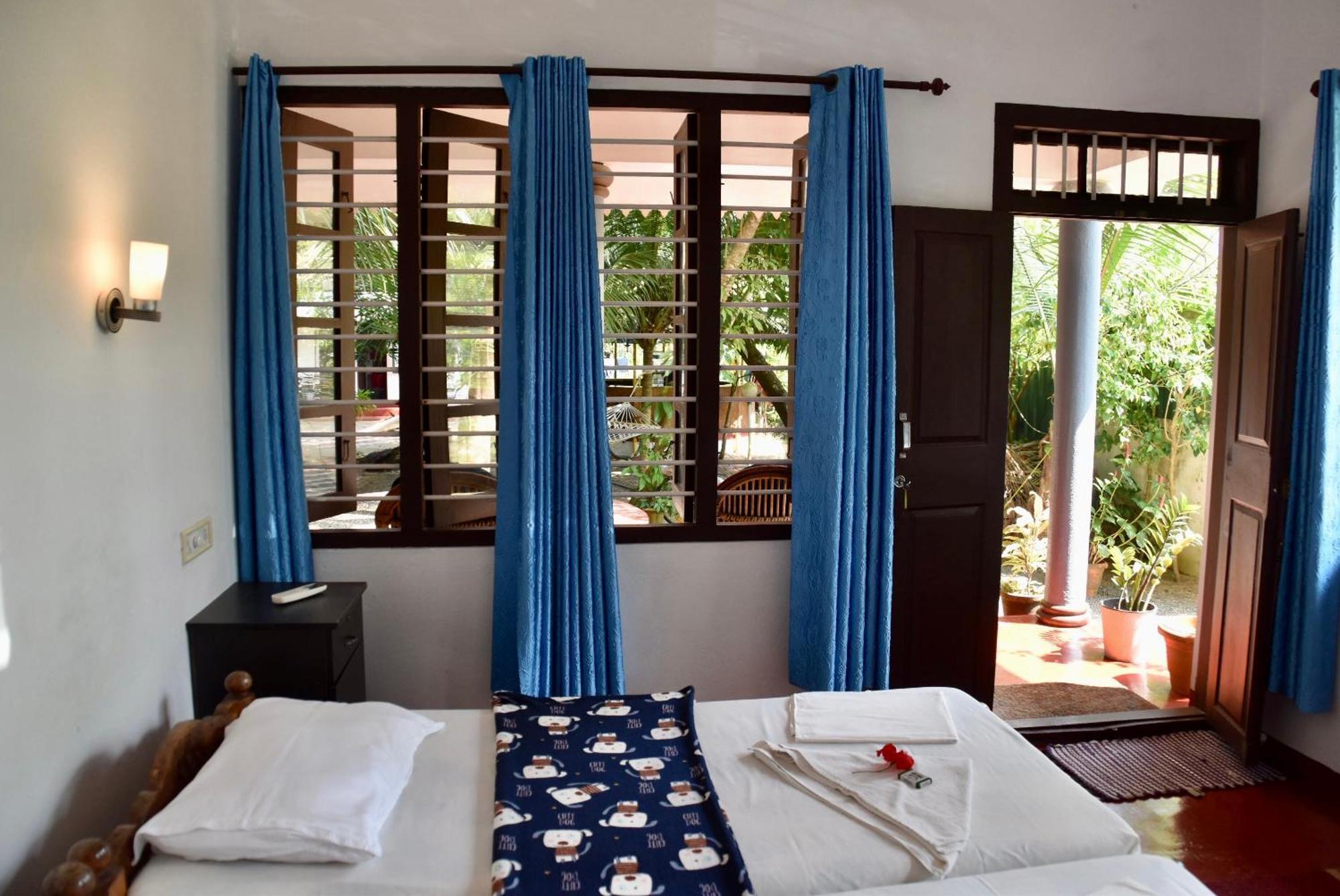 Marari Beach Villas Mararikulam Exterior photo